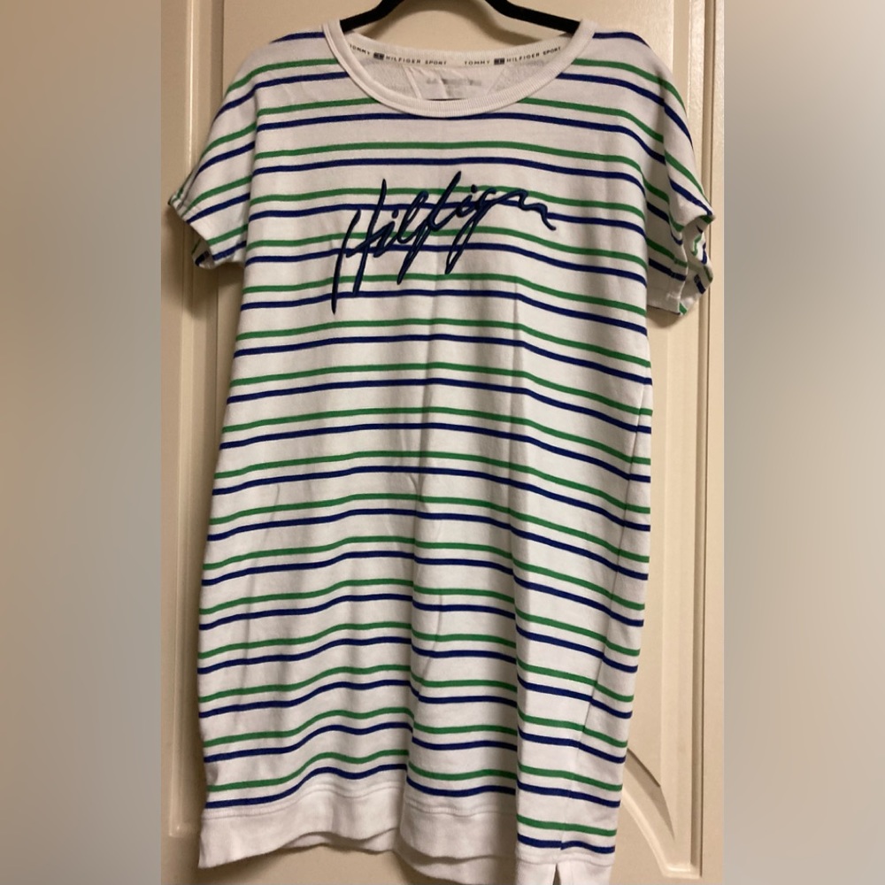 Tommy Hilfiger Sport Size Medium Shirt Preppy Long Stretchy Top